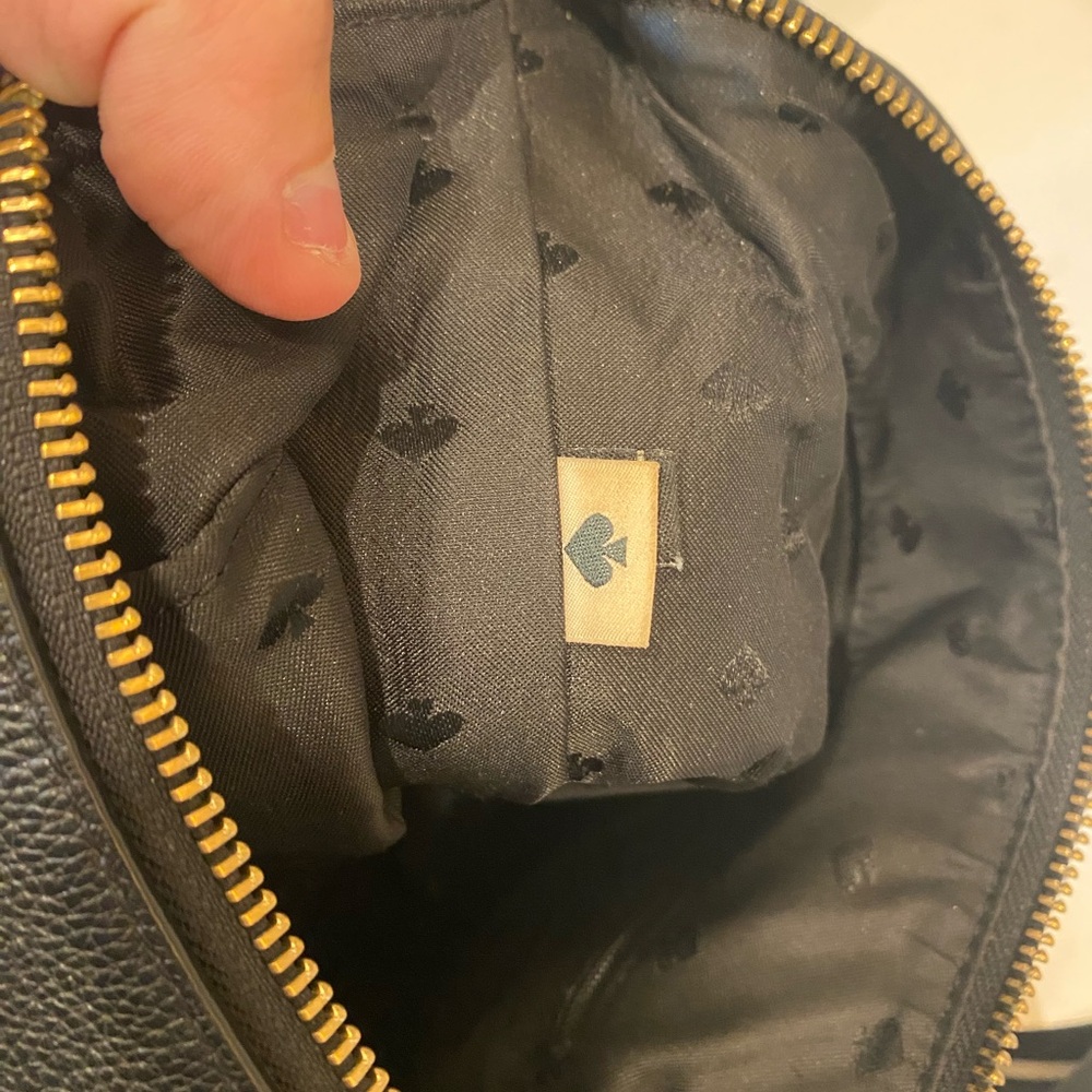 kate spade new york Leila Women's Pebbled Leather North South Crossbody Bag Blk - Picture 13 of 16